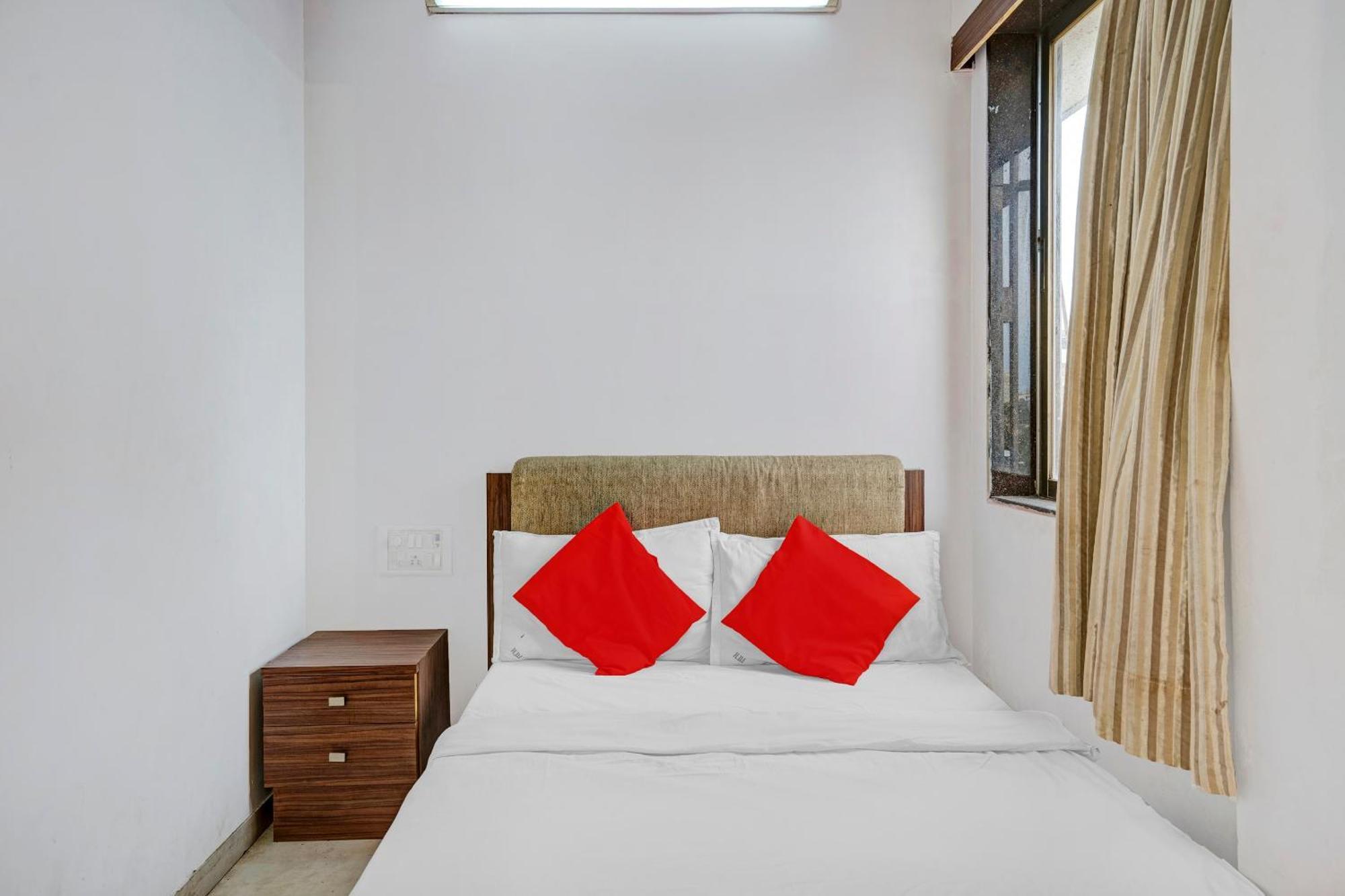 Hotel O Delight Inn Near Andheri Railway Station Mumbai Exterior photo