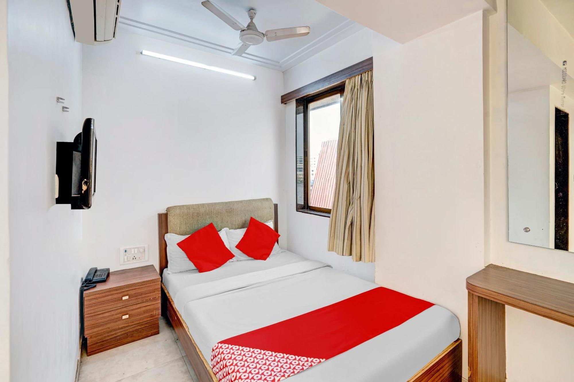 Hotel O Delight Inn Near Andheri Railway Station Mumbai Exterior photo